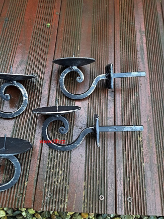 Kovaný svícen na zeď Mini